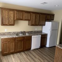 Woodland Hill - 2 bedroom, 2 bathroom unit - kitchen, dishwasher, refrigerator, sink